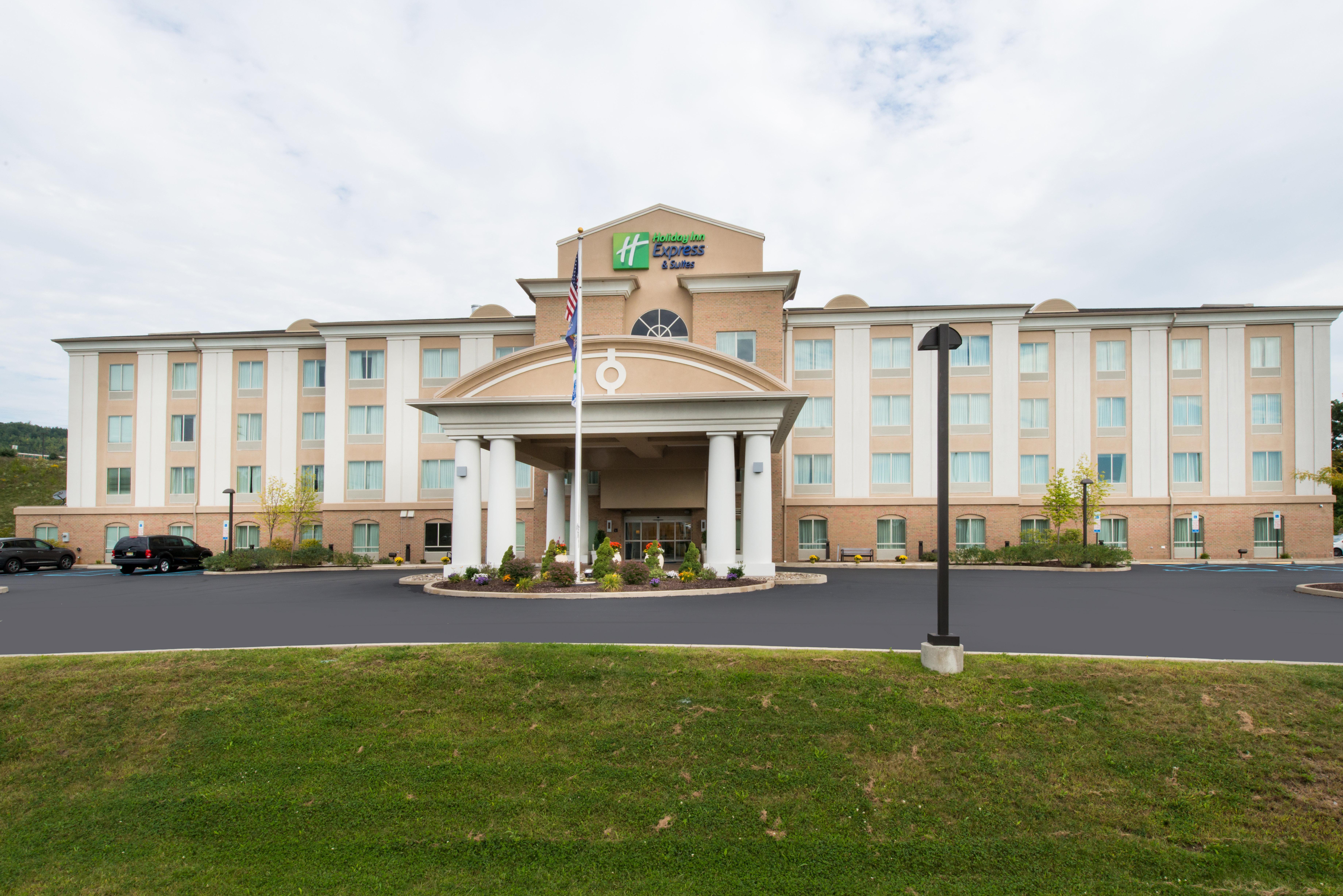 Holiday Inn Express And Suites Dickson City By Ihg Buitenkant foto