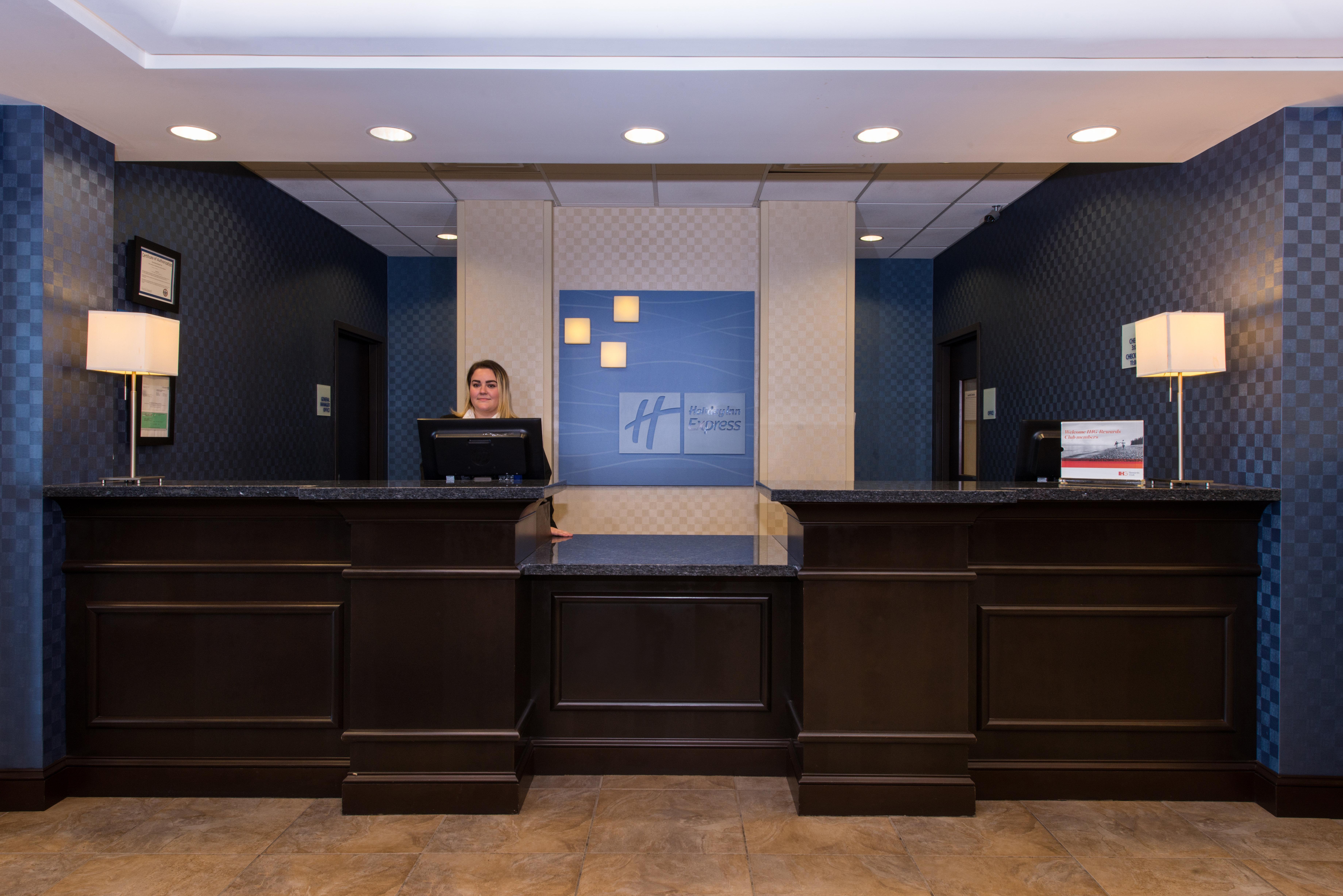 Holiday Inn Express And Suites Dickson City By Ihg Buitenkant foto