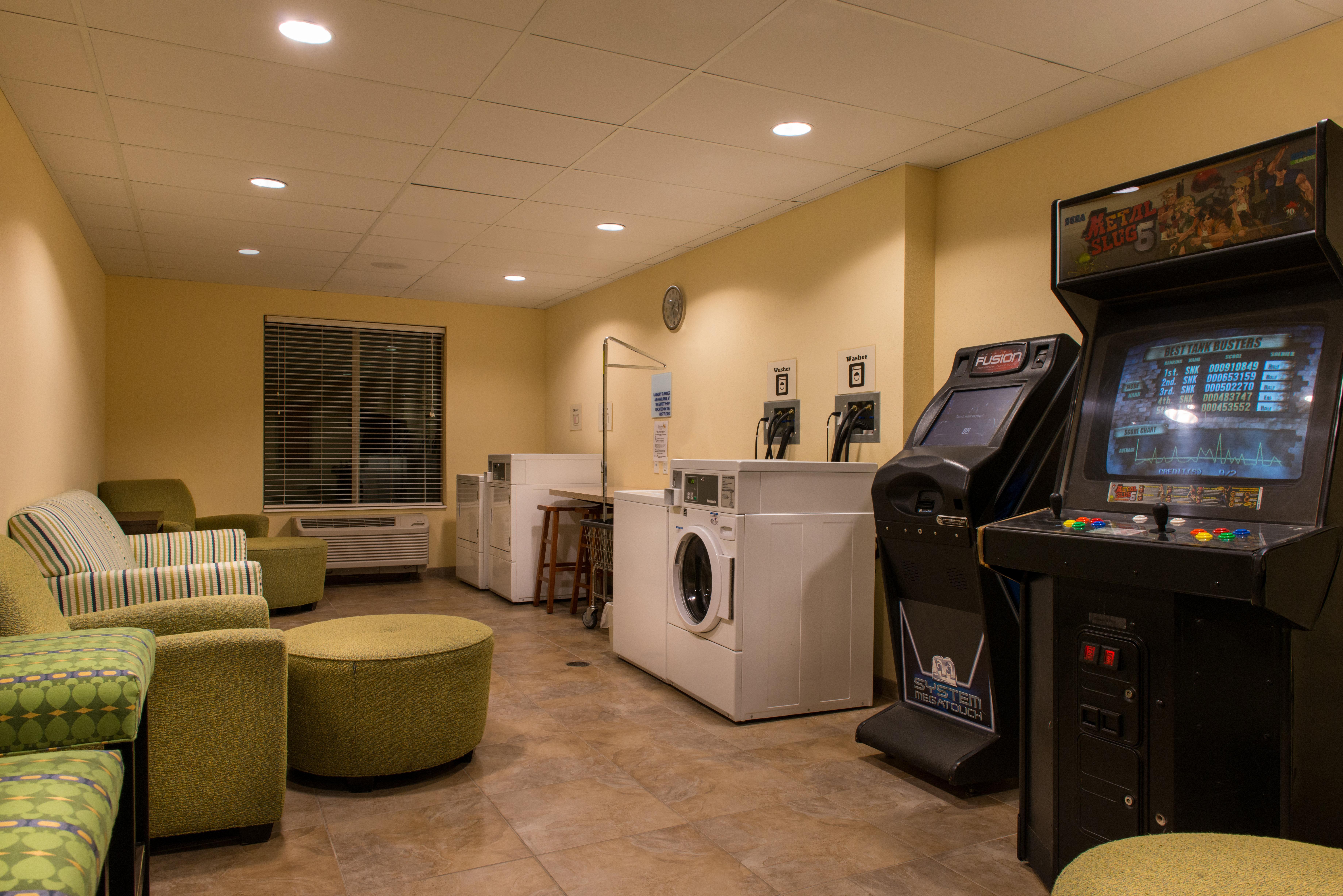 Holiday Inn Express And Suites Dickson City By Ihg Buitenkant foto