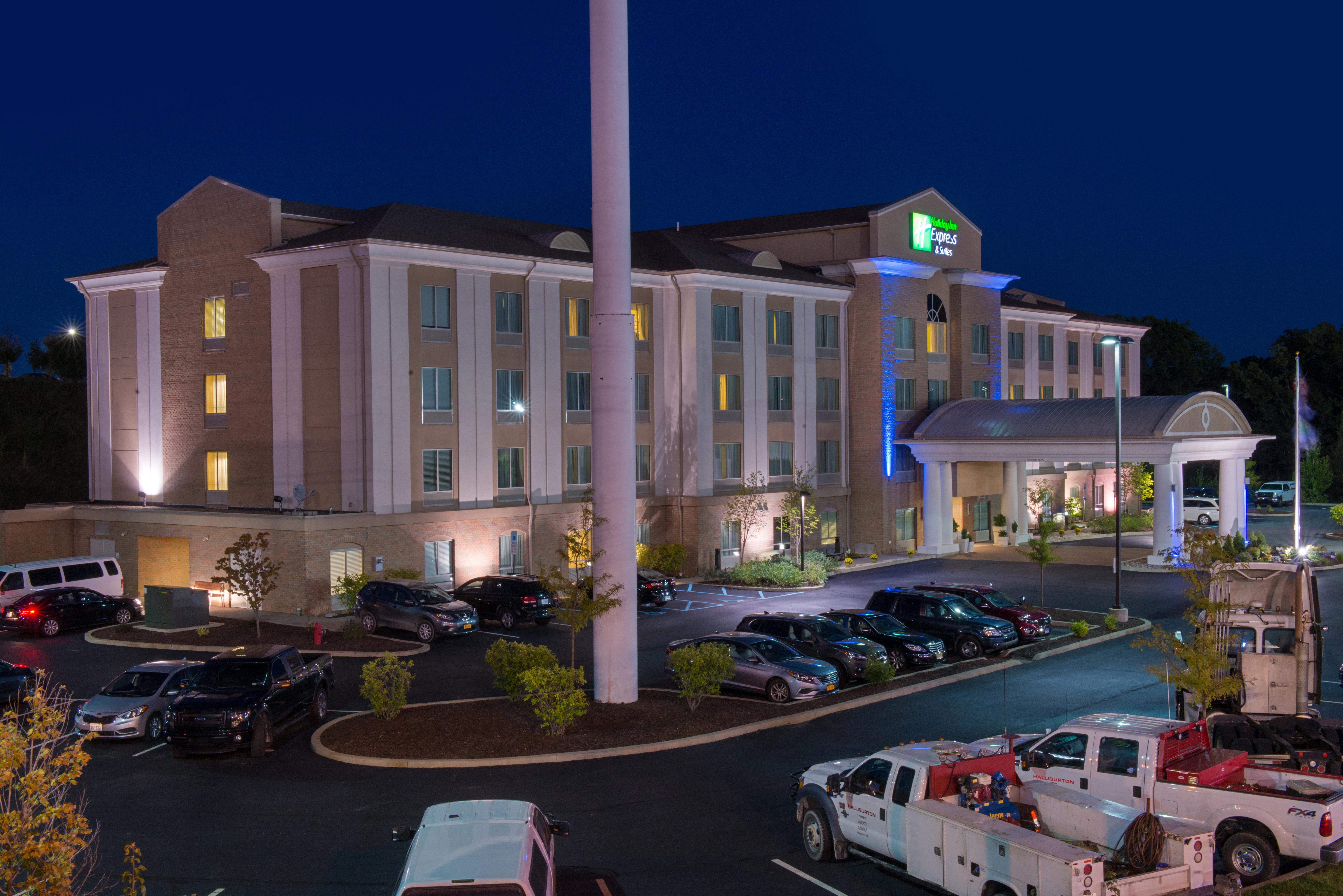 Holiday Inn Express And Suites Dickson City By Ihg Buitenkant foto